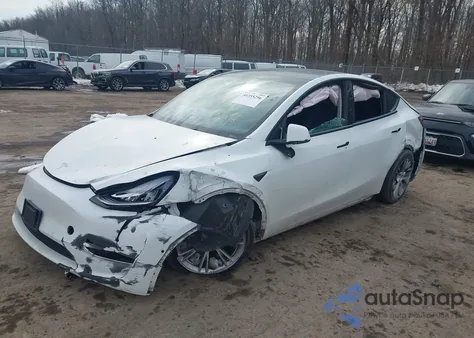 2021 Tesla Model Y Long Range Dual Motor All-Wheel Drive from USA, damaged, VIN 5YJYGDEE0MF296073
